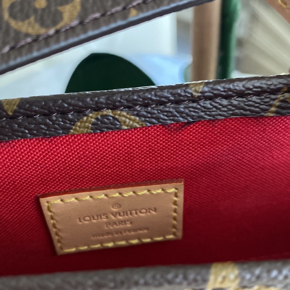 LOUIS VUITTON Monogram Sac Plat PM M45848 w/ Dust Bag, Box & Receipt! - Picture 5 of 12
